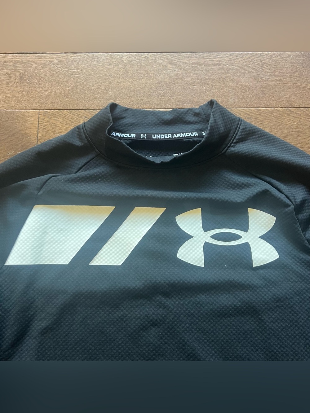 Under Armour Black Long-Sleeve Training Top - Picture 4 of 9